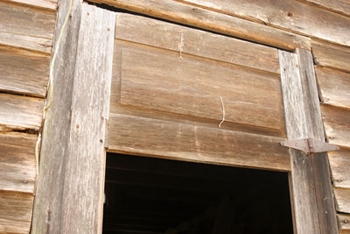 Peg_joinery_no_nails
